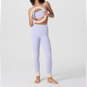Vuori AllTheFeels SET - Lavender Pants & Bra